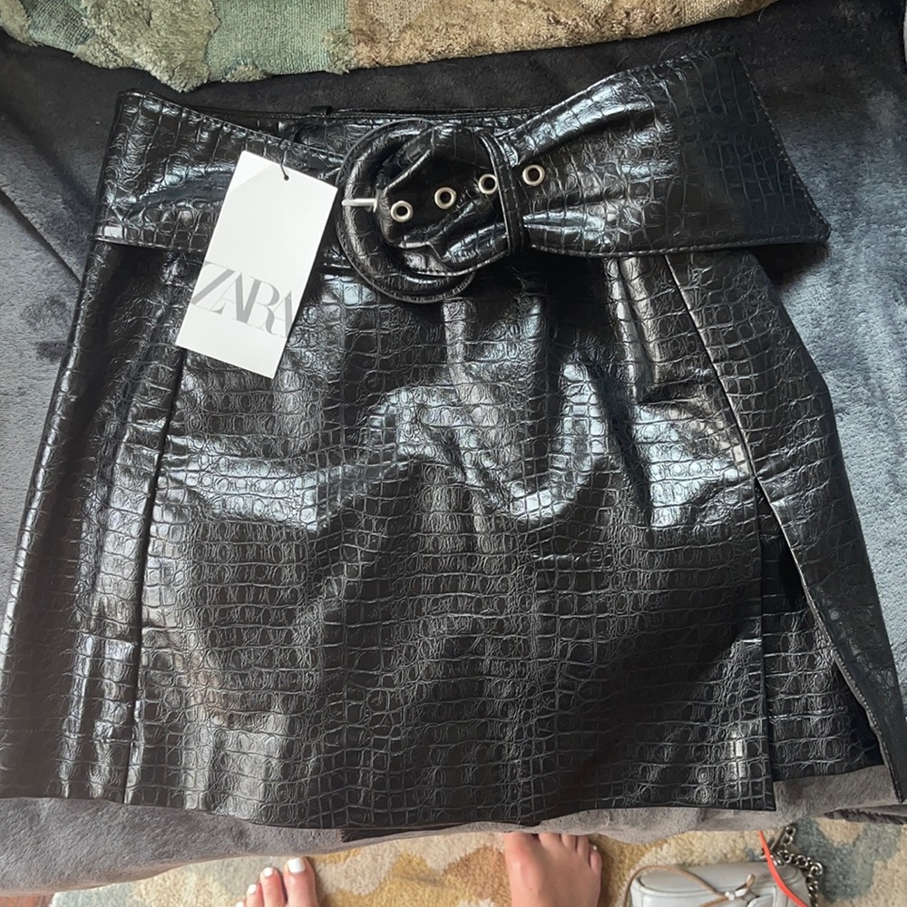 black crocodile leather skort